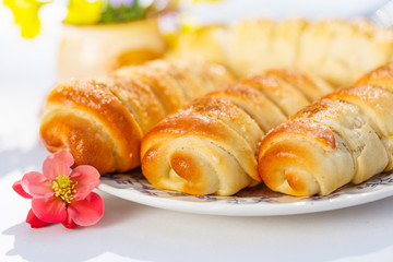 Vanilla custard stuffed pastry