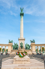 Fototapeta na wymiar Bohatera Square, Budapeszt