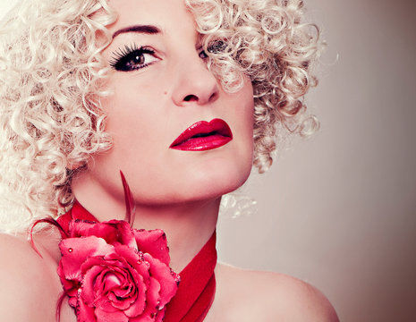 fashion shots 10_2-close up beautiful blond