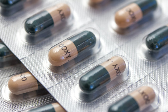 doxycyclin antibiotic capsules
