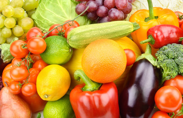 Obraz na płótnie Canvas set of fruits and vegetables
