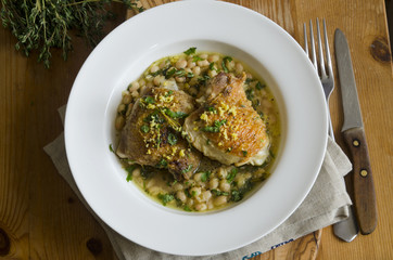 Chicken with haricot beans