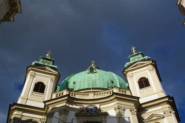 Fototapeta na wymiar Peterskirche in Wien 2