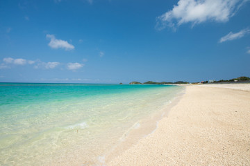 Fototapeta na wymiar 沖縄のビーチ（国頭村奥間）