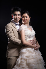 Fototapeta na wymiar Asian bride and groom wedding
