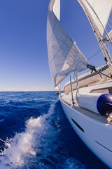 Fototapeta premium Sailing boat wide angle view in the sea