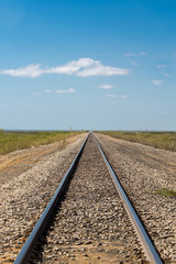 Obraz premium Train tracks to the horizon Colombia