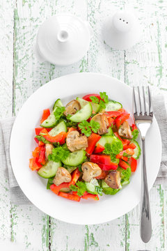 Vegetable salad with mushrooms