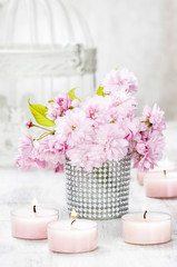 Fototapeta na wymiar Bouquet of beautiful flowering almond (prunus triloba)