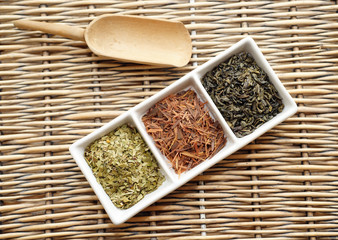 Verschiedene Teesorten