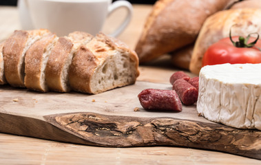 blue cheese tomato and bread rools