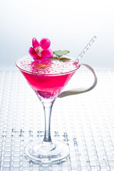 Molecular mixology - Cocktail with caviar