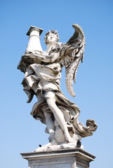 Obraz premium Bernini's marble statue of angel, Rome