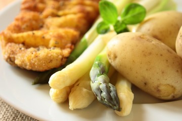 spargel schnitzel kartoffeln