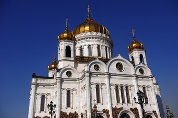 Fototapeta na wymiar Cathedral of Christ the Saviour in Moscow