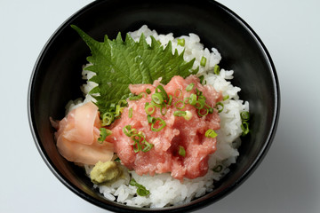 小さなネギトロ丼