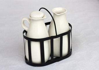 holder for oil and vinegar