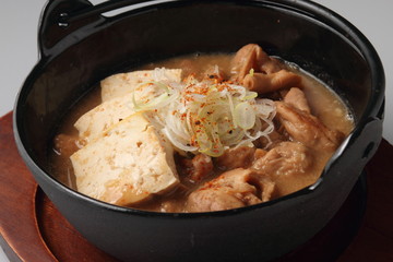 豆腐入りモツ煮