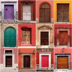 Gordijnen collection of colorful mexican doors © chrupka