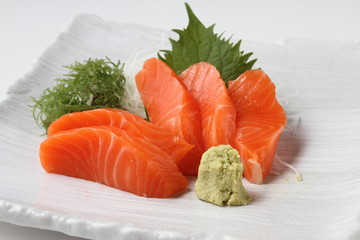 和食のサーモン刺し