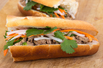 banh mi vietnamese pork sandwich