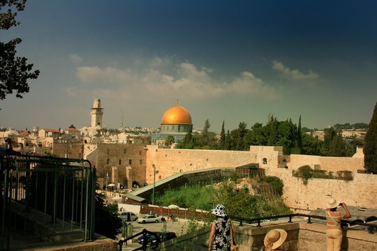 Tierra Santa las mezquitas y el Muro