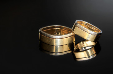 Unique square wedding rings