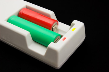 Multifunctional cylindrical batteries charger