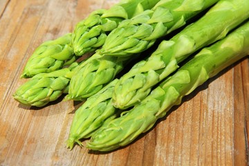 grüner Spargel