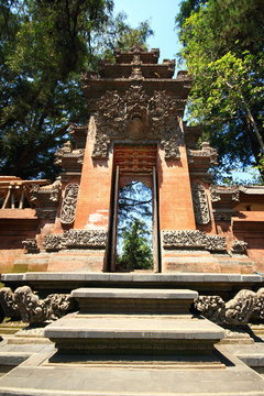 Arched entrance sculture Pura Tirta Umple Temple at Bali