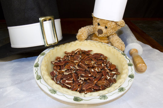 Baking Bear Making Thanksgiving Pecan Pie