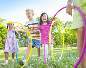 Group of Children Having Fun in the Park © Rawpixel.com