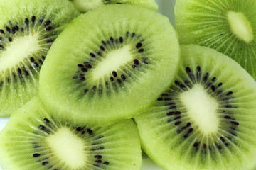 Kiwi slices
