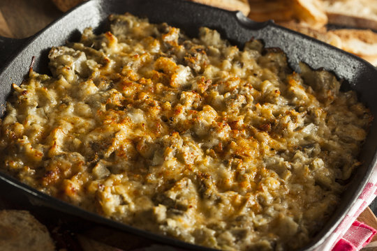 Homemade Cheesy Garlic Artichoke Spread