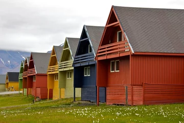 Meubelstickers Houses in Longyearbyen, Svalbard © bleung