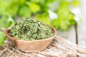 Parsley (dried) © HandmadePictures