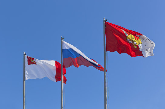 Флаги города Вологды, России и Вологодской области