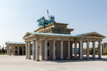 Brandenburg gate © bsanchez