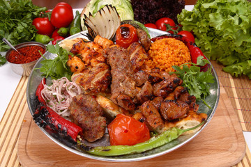 Karışık kebap