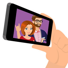 Displaying a snapshot of happy couple on the mobile phone
