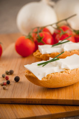 Bread with cottage