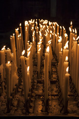 Candele in chiesa