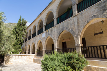 Fototapeta na wymiar Monastère de Agios Neophytos