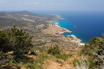 La côte vue depuis le sentier d'Aphrodite