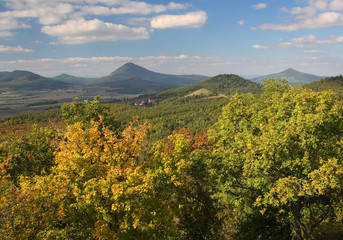 Obraz premium View of an autumn Bohemian countryside