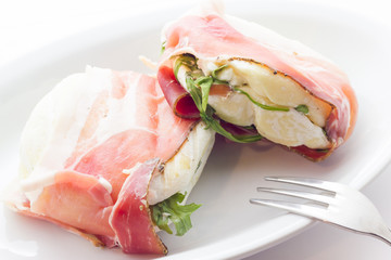 Tomino cheese with bacon