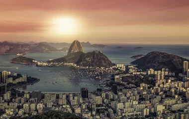 Papier Peint photo autocollant Copacabana, Rio de Janeiro, Brésil Panorama du lever du soleil sur Rio de Janeiro, Brésil