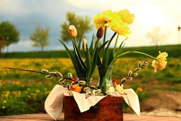 alte schublade mit blumen V