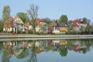 Obraz premium Kaliningrad. The cottage settlement on the bank of the Grain la