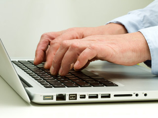 Computer Hände